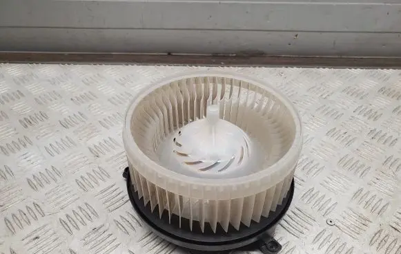 Chrysler Pacifica Heater fan/blower 16478217