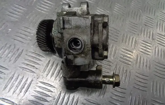 Mazda 2 Power steering pump