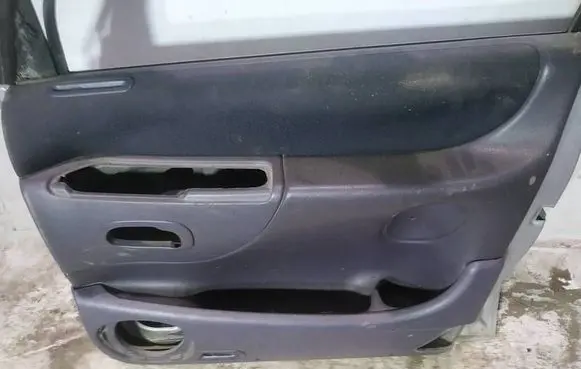 Renault Espace III Front door card panel trim