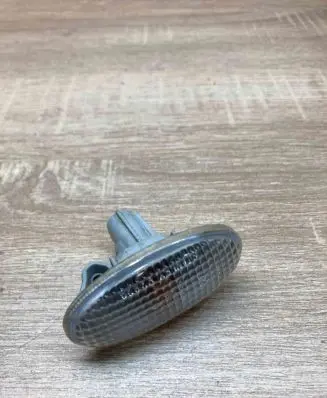Mazda 6 Front fender indicator light P2829 135W