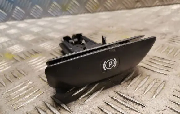 Mercedes-Benz C W204 Hand brake release handle 2044270020