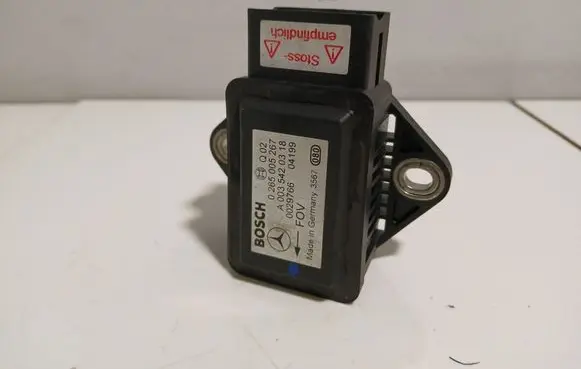 Mercedes-Benz E W211 ESP acceleration yaw rate sensor A0035420318