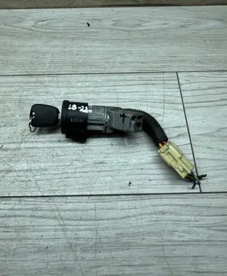 Toyota Aygo AB10 Ignition lock N0501412
