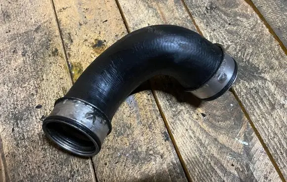Mercedes-Benz CLK A209 C209 Intercooler hose/pipe A2035282882 2035282882