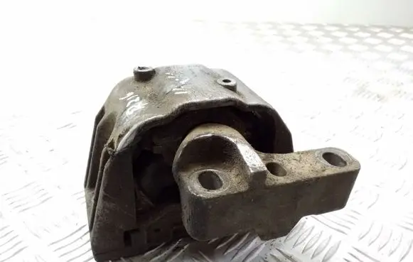 Volkswagen Golf IV Engine mount bracket 1J0199262BF