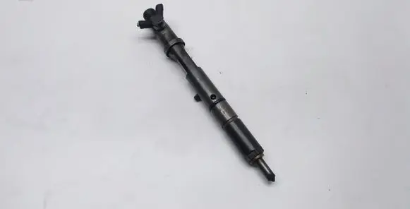 Volkswagen PASSAT B5.5 Fuel injector 05913020B 0432133818