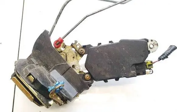 Subaru Legacy Rear door lock