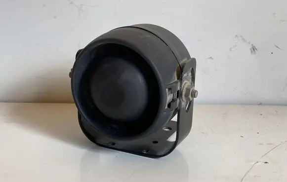 Maserati GranTurismo Horn signal 5030130400