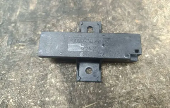 Audi Q7 4M Keyless (KESSY) go control unit/module 4M0907247 33542501