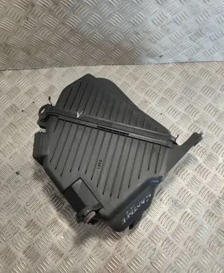 Hyundai Santa Fe Air filter box 281102P300