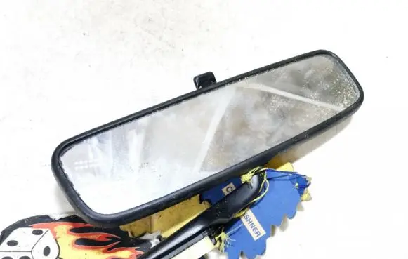 Mazda 626 Rear view mirror (interior) e200681