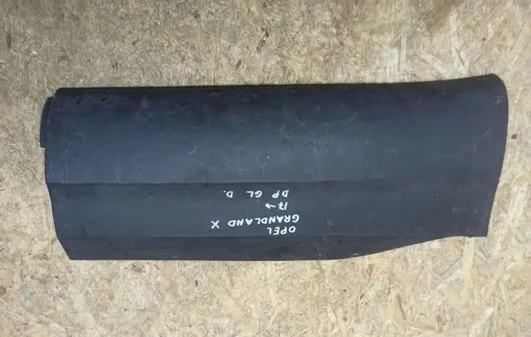 Opel Grandland X Rear door trim (molding)