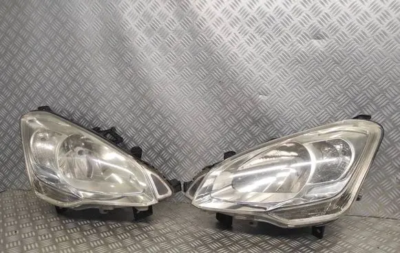 Citroen Berlingo Headlight/headlamp 9682828180 9682828280