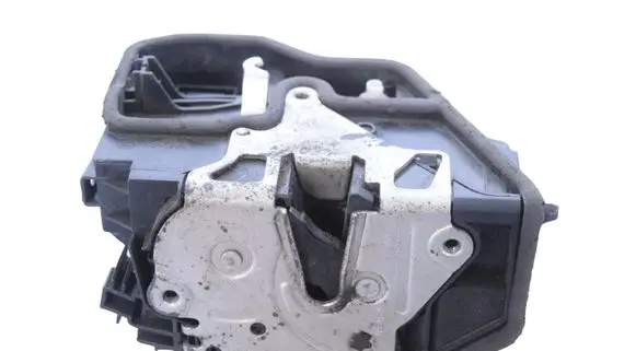Audi A3 S3 8P Coupe door lock (next to the handle) 7202146