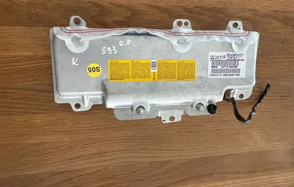 BMW 3 E92 E93 Glove box 7151338 715133810 30353843