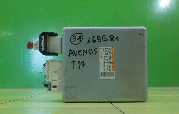 Toyota Avensis T270 Central body control module 8965005110