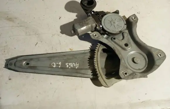 Toyota Auris 150 Rear door window regulator motor 857200D120 973581100