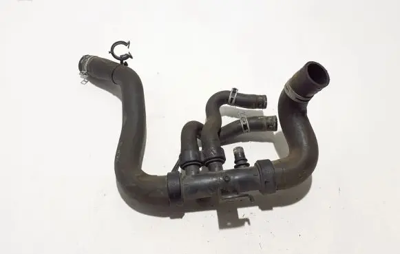 Renault Espace V (RFC) Engine coolant pipe/hose 215011683R