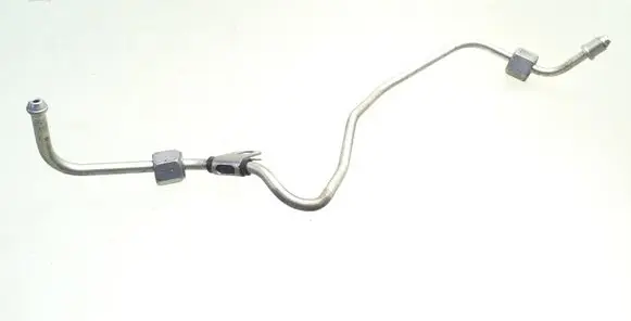 Nissan Qashqai Fuel injector supply line/pipe 