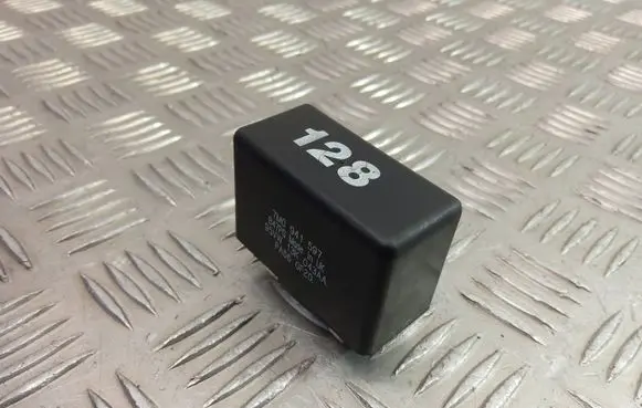 Volkswagen Sharan Other relay 7M0941597