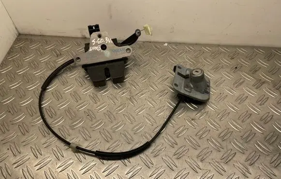 Volvo S60 Tailgate/trunk/boot lock/catch/latch 31278383