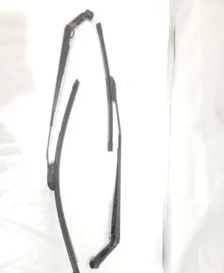 Toyota Avensis T250 Windshield/front glass wiper blade 