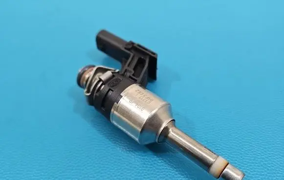Skoda Rapid (NH) Fuel injector 03F906036B IMPRK1562360