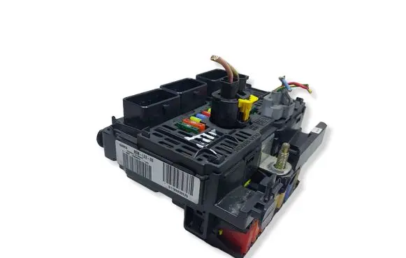Peugeot 407 Fuse module S118983002QKASACJ S118983002Q BSML0200