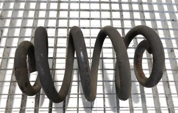Renault Master III Front coil spring 