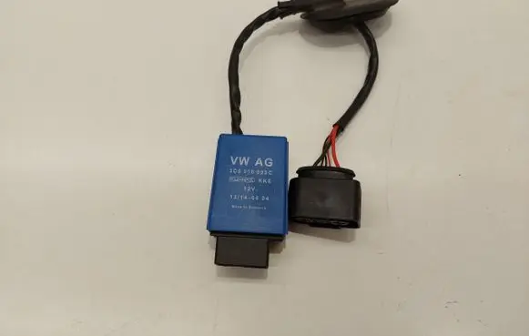 Volkswagen PASSAT B6 Fuel injection pump control unit/module 3C0906093C