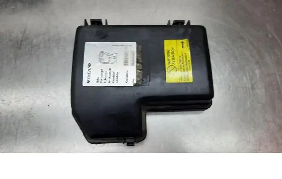 Engine splash shield/under tray