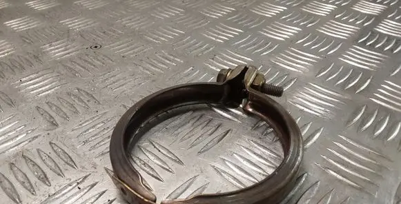 BMW 5 F10 F11 Muffler pipe connector clamp 7620508