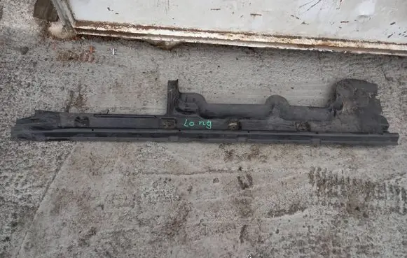 Volkswagen Multivan T6 Center/middle under tray cover 7H3825209B