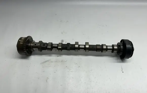 Dodge Durango III Camshaft 05048043AB 05048044AE