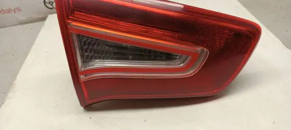 KIA Sportage Tailgate rear/tail lights 924053W0
