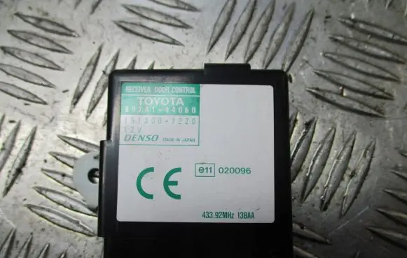 Toyota Avensis Verso Sliding door control unit/module 89741-44060