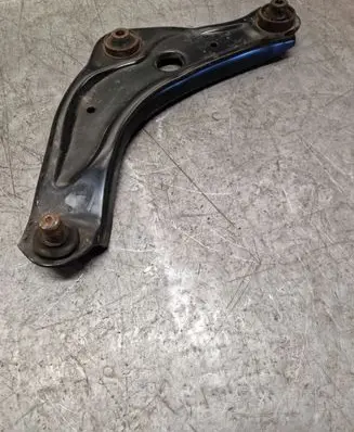Nissan Qashqai Front lower control arm/wishbone 07294276501