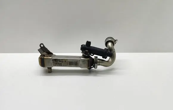 BMW 5 E60 E61 EGR valve cooler 7794245 183387