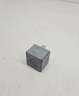 Volkswagen Transporter - Caravelle T5 Other relay 141951253B 20240072