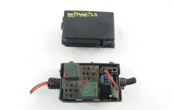 Opel Combo C Fuse box set 13106985