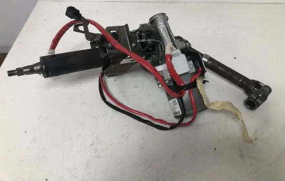Toyota Avensis T270 Steering wheel axle 4525005591