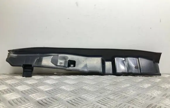 Audi A1 Fender foam support/seal 8X0821111