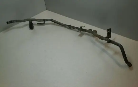 Volkswagen PASSAT B5.5 Engine coolant pipe/hose 07D121399G