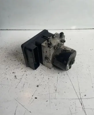 Ford Focus ABS Pump 10096001413 28560004063