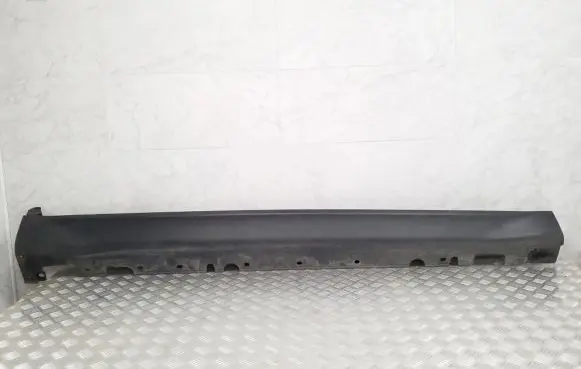 BMW X5 E70 Sill 7191242