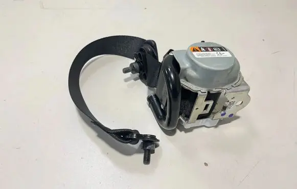 BMW X6 G06 Rear seatbelt 8495455