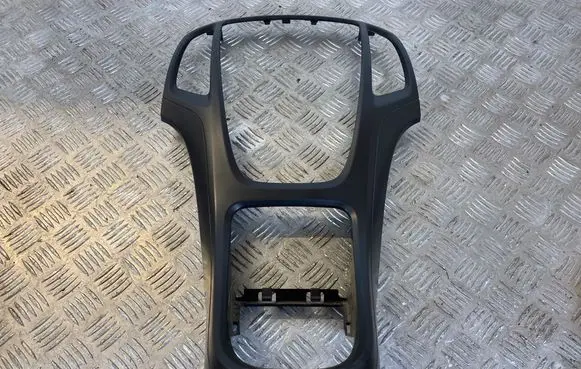 Opel Astra J Panel trim 13257562 34068579 2097915
