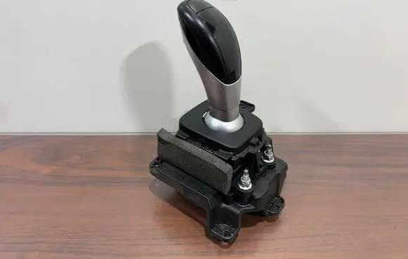 Alfa Romeo Stelvio Gear shifter/selector 