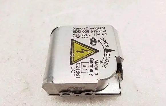 BMW X5 E53 Headlight ballast module Xenon 5DD00831950