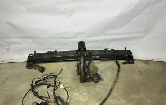 BMW 5 F10 F11 Detachable towbar 